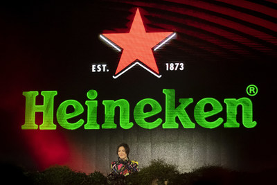DJ, producer and singer Nina Kraviz performed at the Heineken® Greener Bar in Milan on Friday night to celebrate the start of the weekend’s racing action at the Formula 1 Heineken Gran Premio d’Italia 2021_2